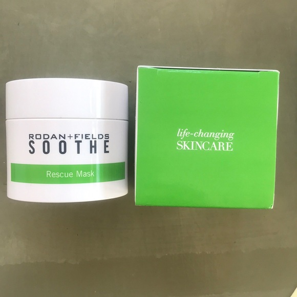 New! Rodan and Fields Soothe Rescue Mask - Picture 2 of 5
